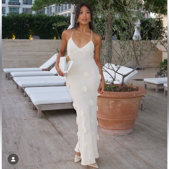 Meshki Dresses & Skirts - Meshki White Floral Maxi Dress